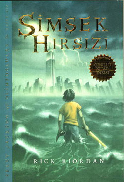Percy Jackson ve Olimposlular 1 - Şimşek Hırsızı; 9+ Yaş